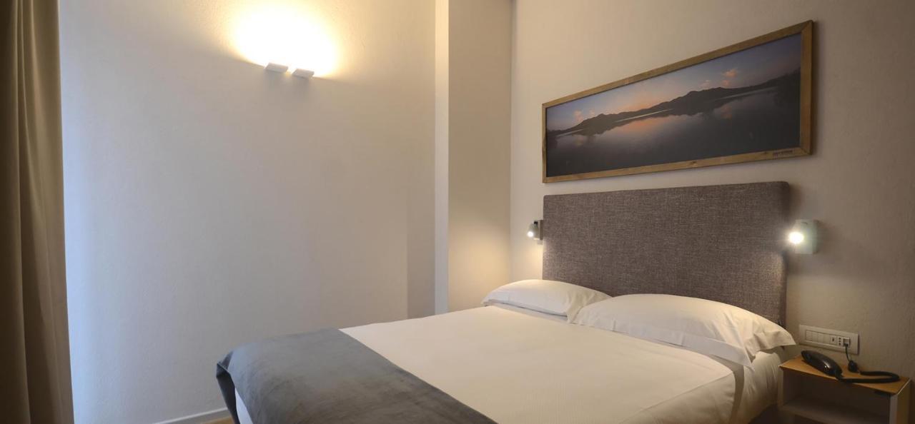 Albergo Centrale Ламеция Терме Екстериор снимка